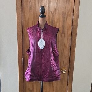 Greg Norman Collection Sleeveless Burgundy Vest